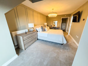 Photo 4- click for photo gallery